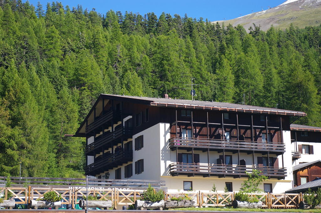 Hotel Intermonti Ливиньо Экстерьер фото